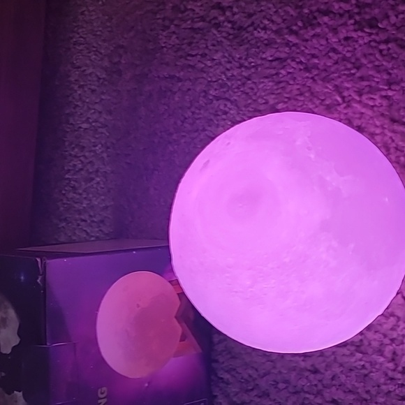 Moon Lamp 16 Colors LED Night Light 3D Printing Moon W/ Stand Remote Moon Lamp 1 - Picture 12 of 15